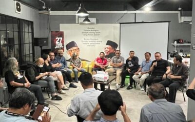 Peluncuran Buku “27 Years Later: Reformasih!” Karya Kurnia Setiawan, Merekam Ingatan melalui Pendekatan Fotografi dan Penelitian Ilmiah.