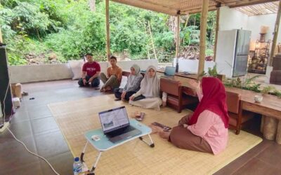 Wayfinding Berbasis Alam, Solusi Cerdas Dosen Desain Interior Untar untuk Komunitas Ecoprint Tenjolaya