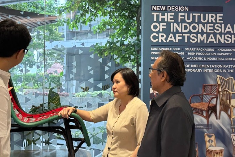 pameran hardiknas 2